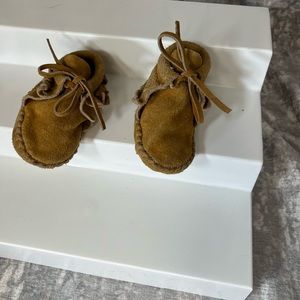 Toddler Handmade Mocassins 5.5?
